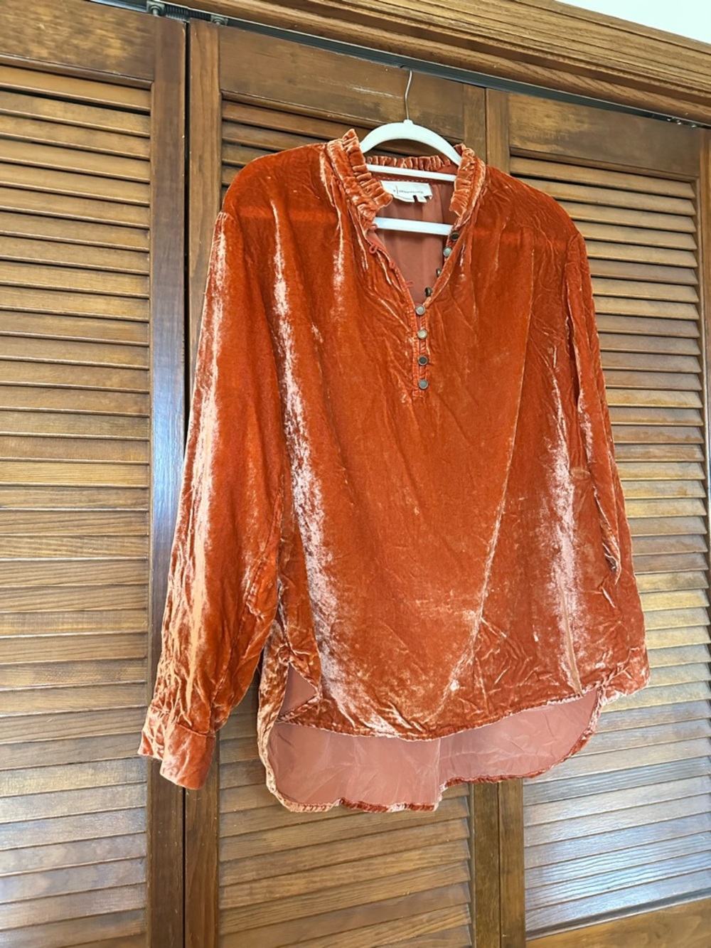 Anthropologie velvet Kristianne burnt orange button top size medium - Picture 8 of 11
